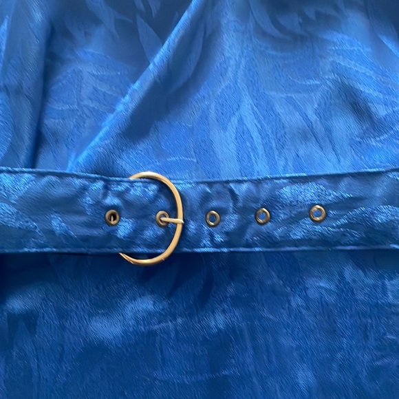 Beautiful dress with cape to match. - Picture 6 of 6